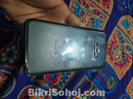 Samsung s10 e